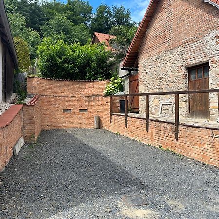 Apartmany Pod Kozakem Velke Popovice Exterior photo