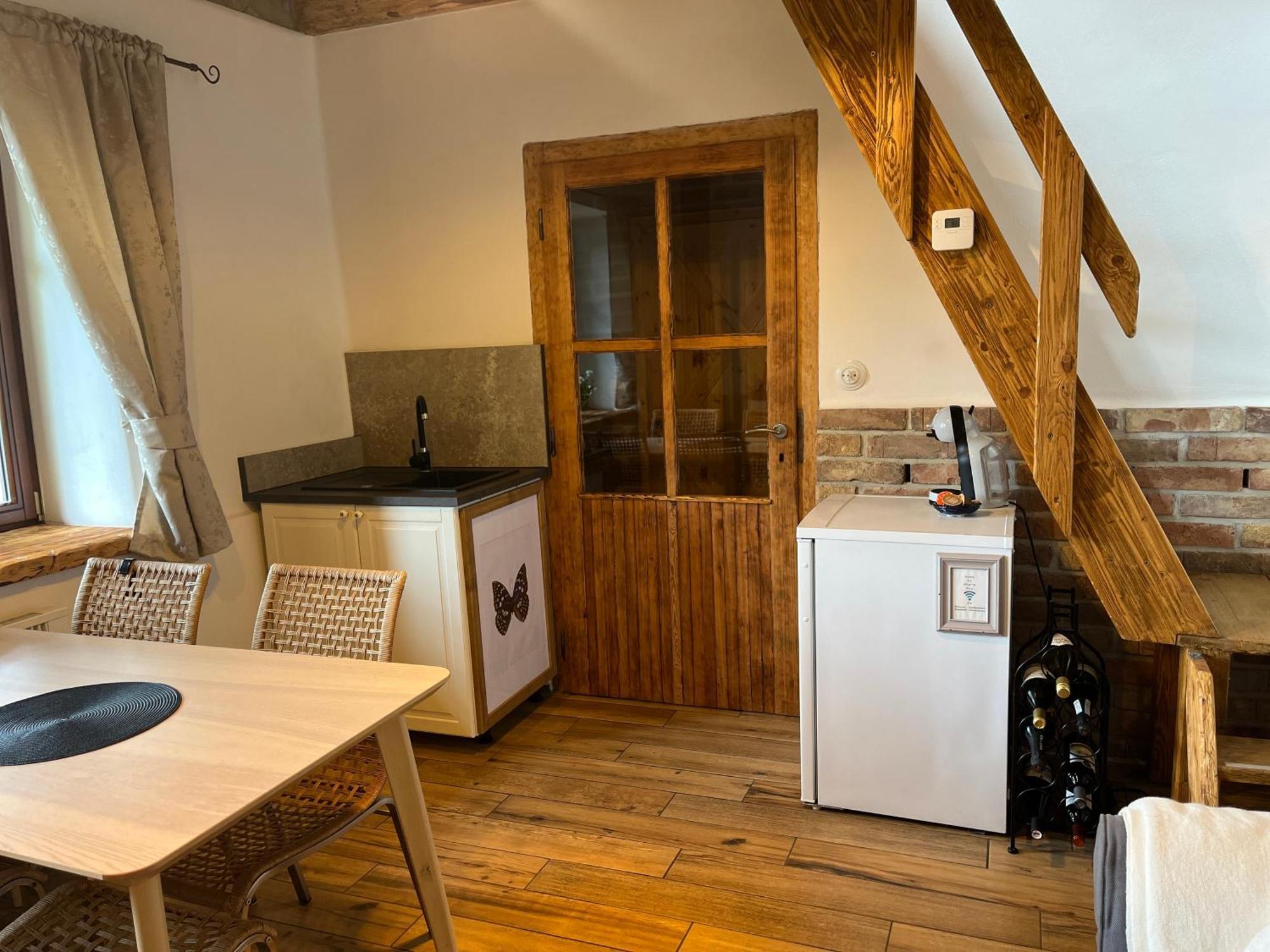 Apartmany Pod Kozakem Velke Popovice Exterior photo